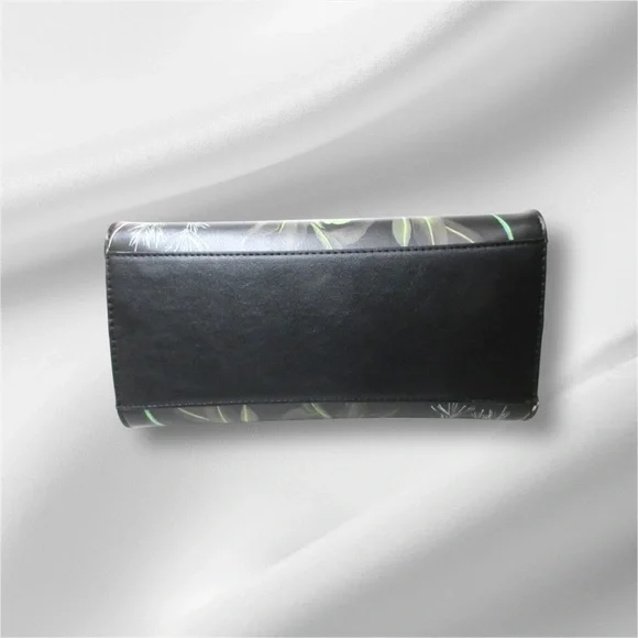 Floral Black Handbag - Picture 6 of 7